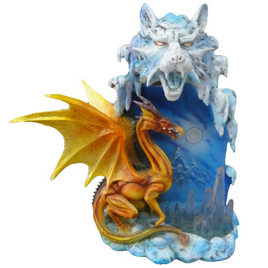 Dragon Jaune orangé devant grotte lumineuse / Toutes les Figurines de Dragons