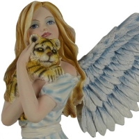 Figurine F&eacute;e Ange avec b&eacute;b&eacute;s tigres