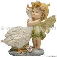 figurine de fée charlotte avec oie