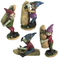 Figurines de Pixies avec Menhirs