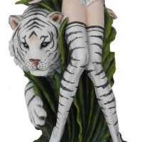 Figurine de F&eacute;e G&eacute;ante avec tigre Tygra